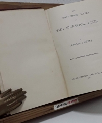 Posthumous papers of the Pickwick Club - Charles Dickens